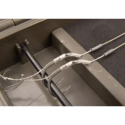 Boîte à bas de ligne carpe korda large rigsafe