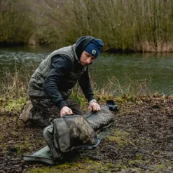 Bushwhacker & Prodding Stick Bag Nash Subterfuge