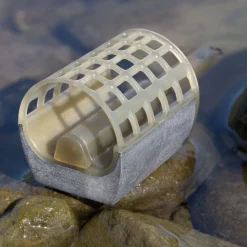 Cage feeder guru gripper feeder medium