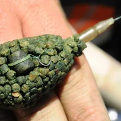 Moule à feeder coup guru x-press method mould