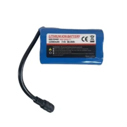 Pack Dark Water NG Bait Boat + 2 Batteries Supplémentaires